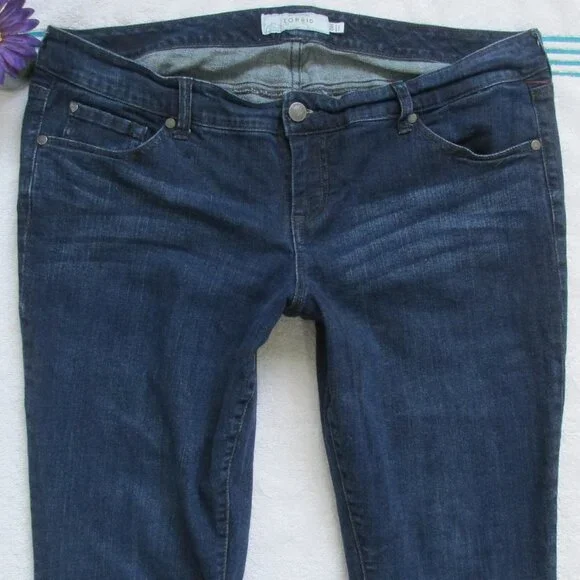 TORRID Jeans Size 18 Dark Blue Boyfriend Denim - Picture 1 of 7
